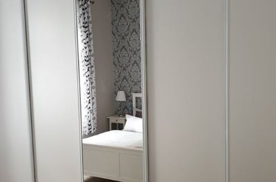 Skříně a nábytek