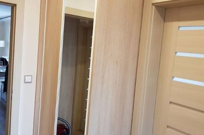 Skříně a nábytek