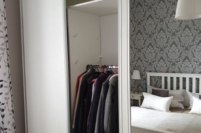 Skříně a nábytek